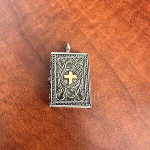 Silver Prayer Box Pendant